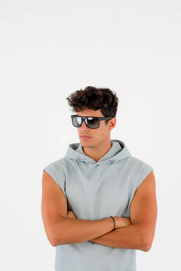 RED RAVEN - MAVERICK GREY - Image 5